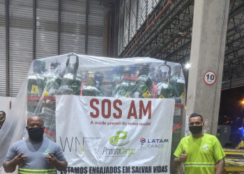 Whindersson Nunes faz doação de 217 cilindros de oxigênio para Manaus